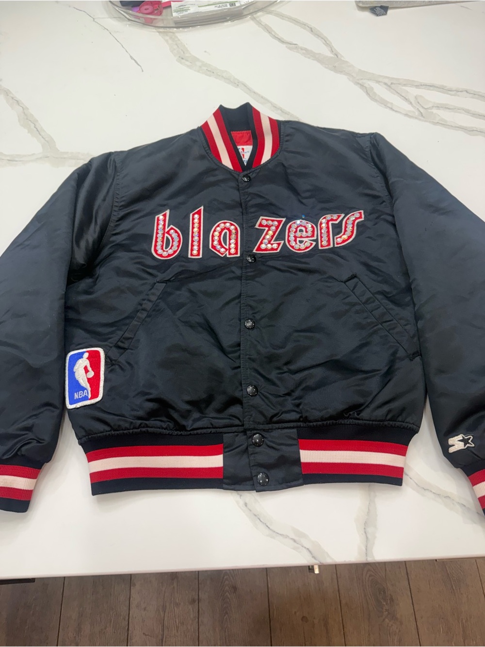NBA Adult Black Satin Portland Trailblazer Jacket with Red and White Trim (90s)